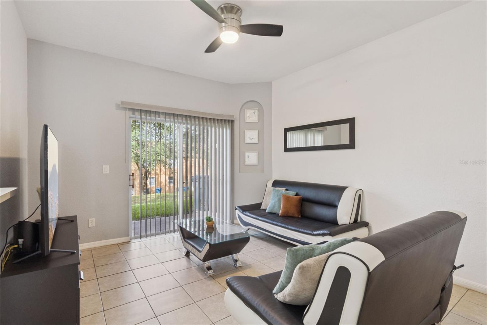 Image 5 of 24 For 245 Cambria Avenue