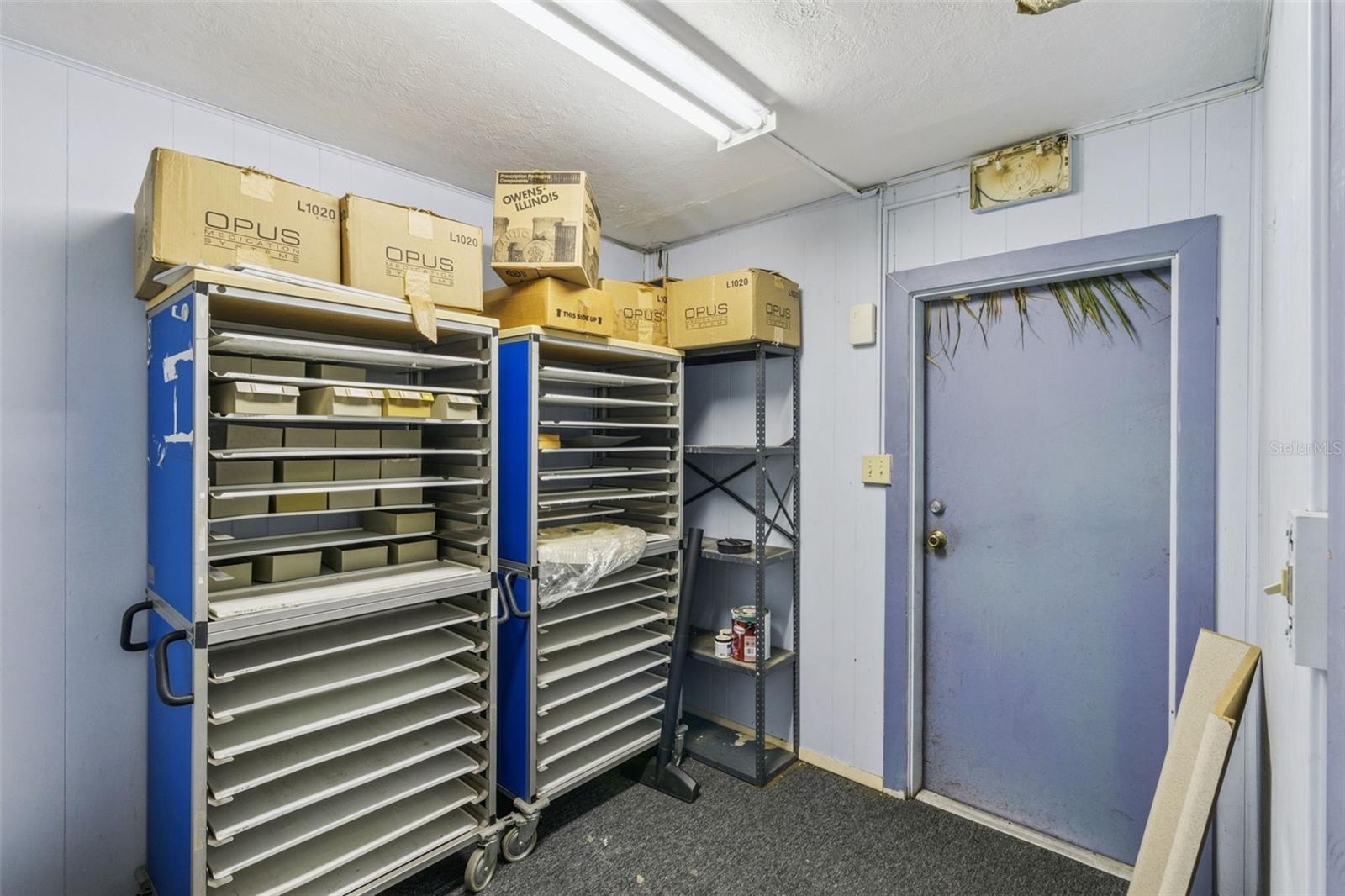 Image 11 of 23 For 1231 Lakeland Hills Boulevard