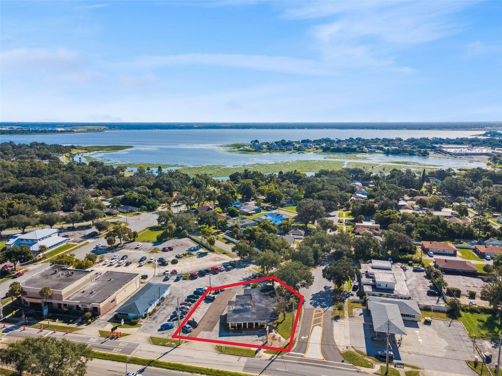 Image 18 of 23 For 1231 Lakeland Hills Boulevard