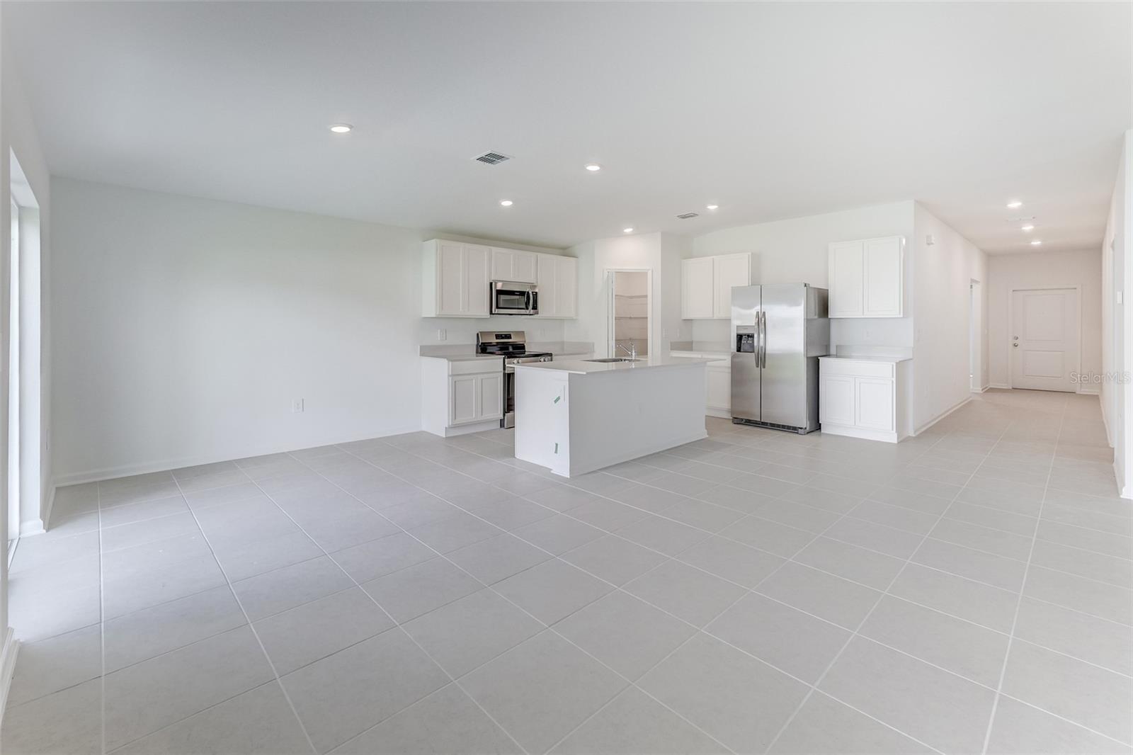 Image 10 of 47 For 4838 Waltham Forest Dr