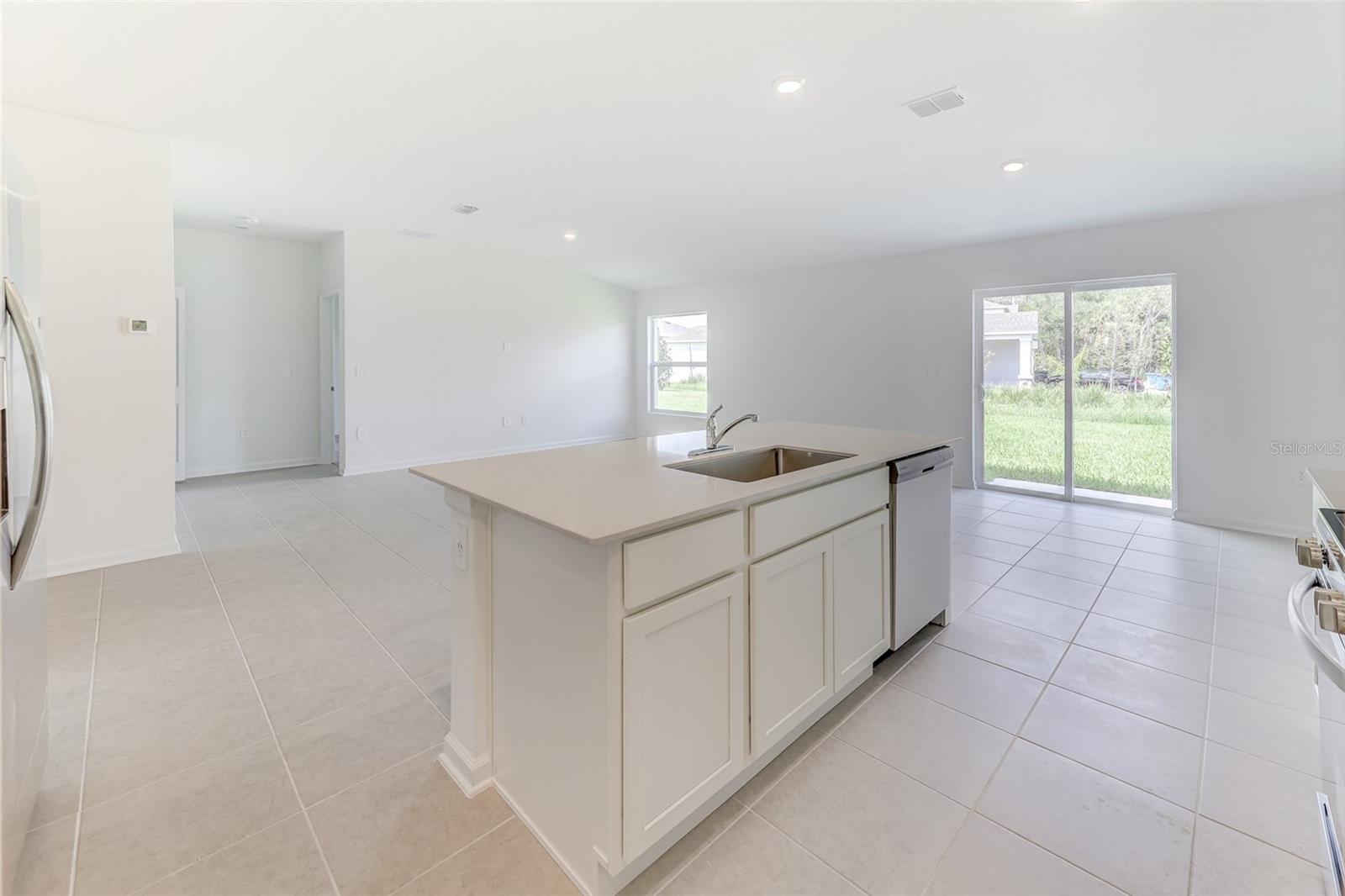 Image 22 of 47 For 4838 Waltham Forest Dr