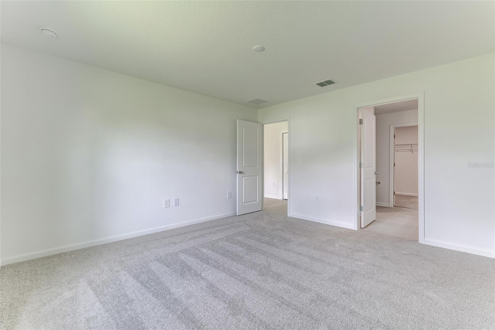 Image 28 of 47 For 4838 Waltham Forest Dr