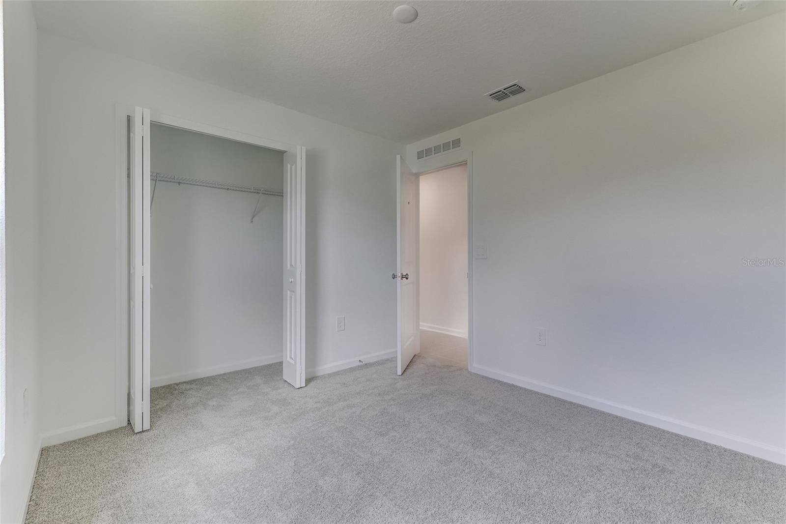 Image 36 of 47 For 4838 Waltham Forest Dr