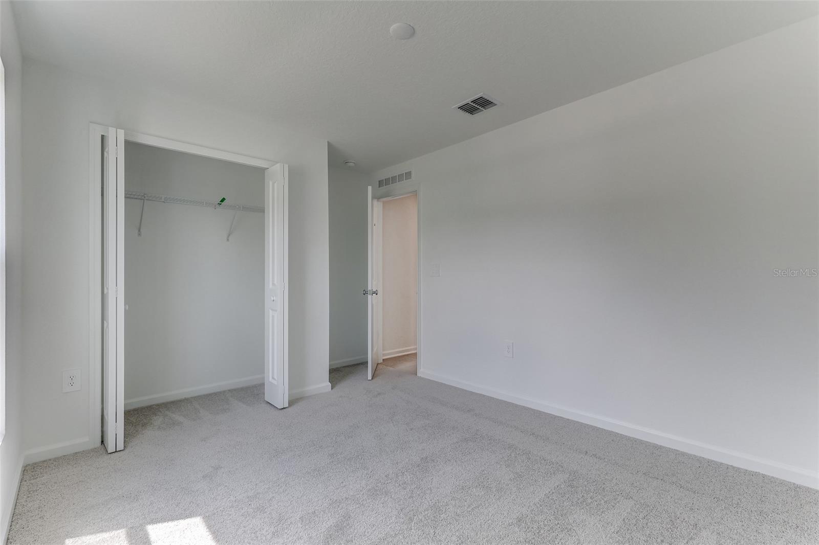 Image 39 of 47 For 4838 Waltham Forest Dr