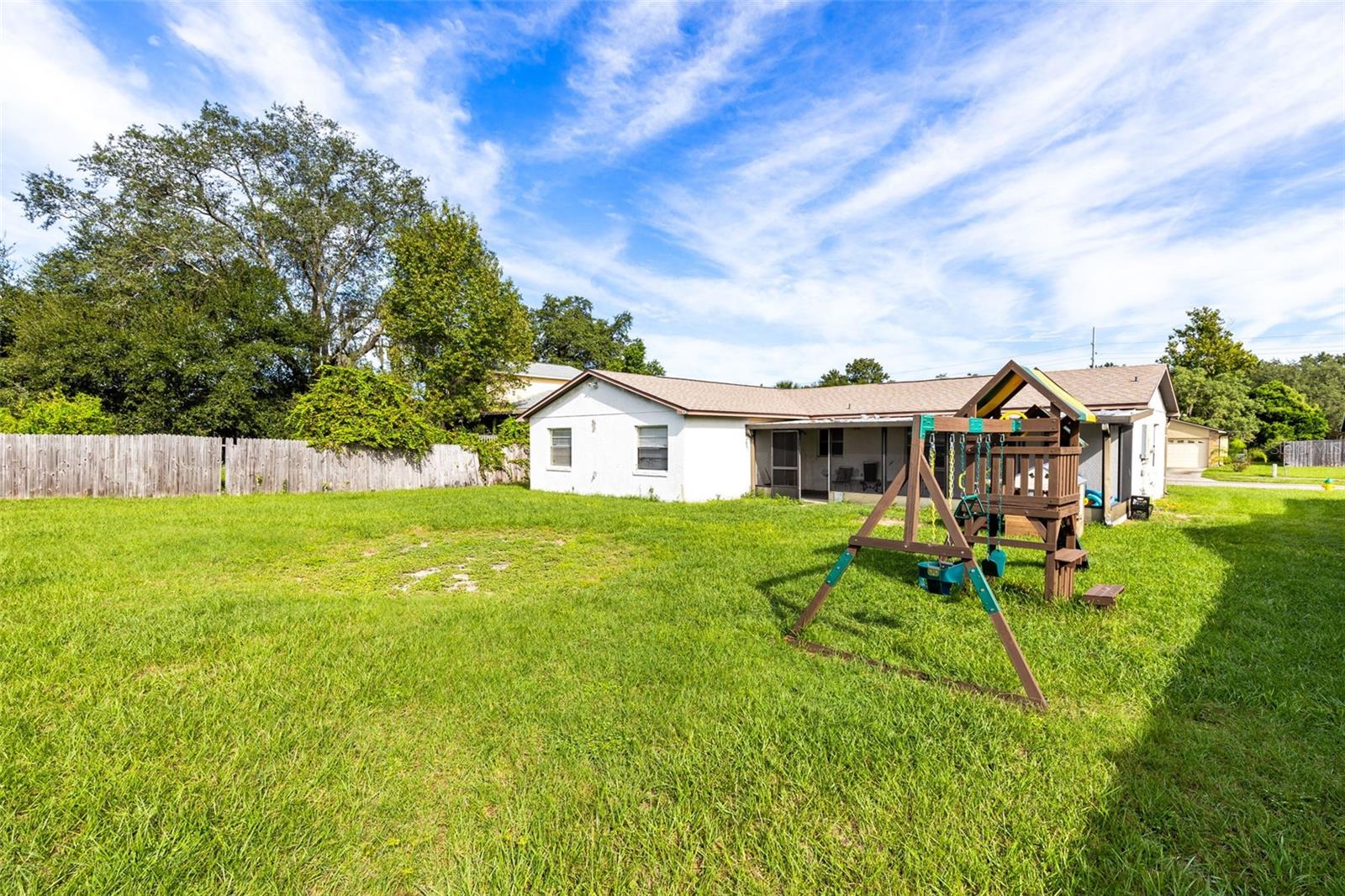 Image 15 of 19 For 3041 Dikewood Court