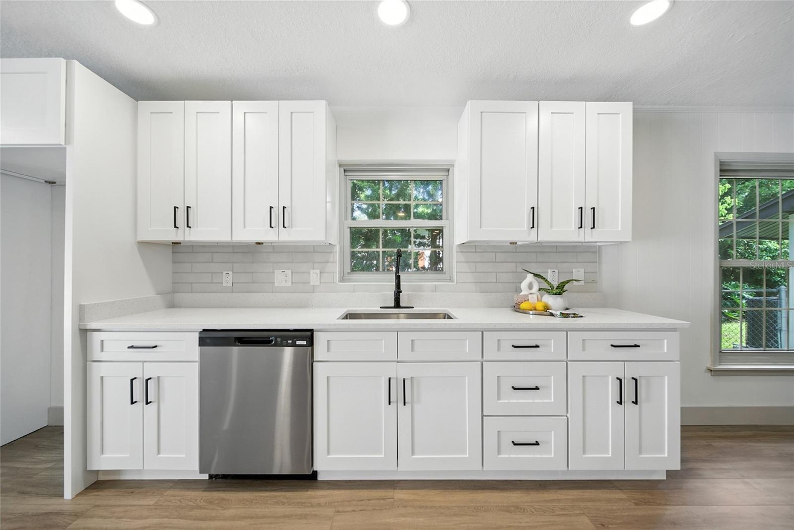 Image 12 of 43 For 620 21st  