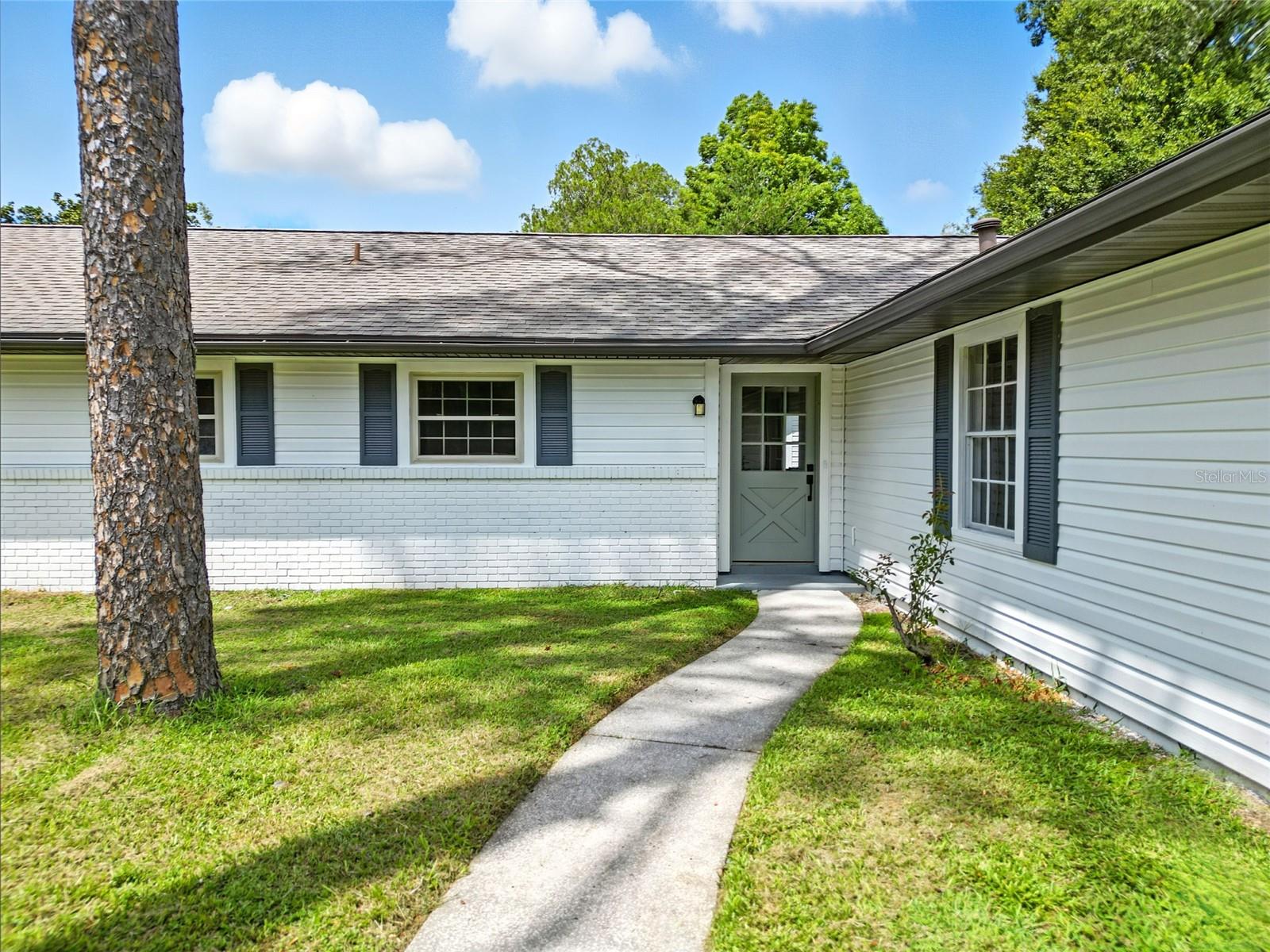 Image 4 of 43 For 620 21st  