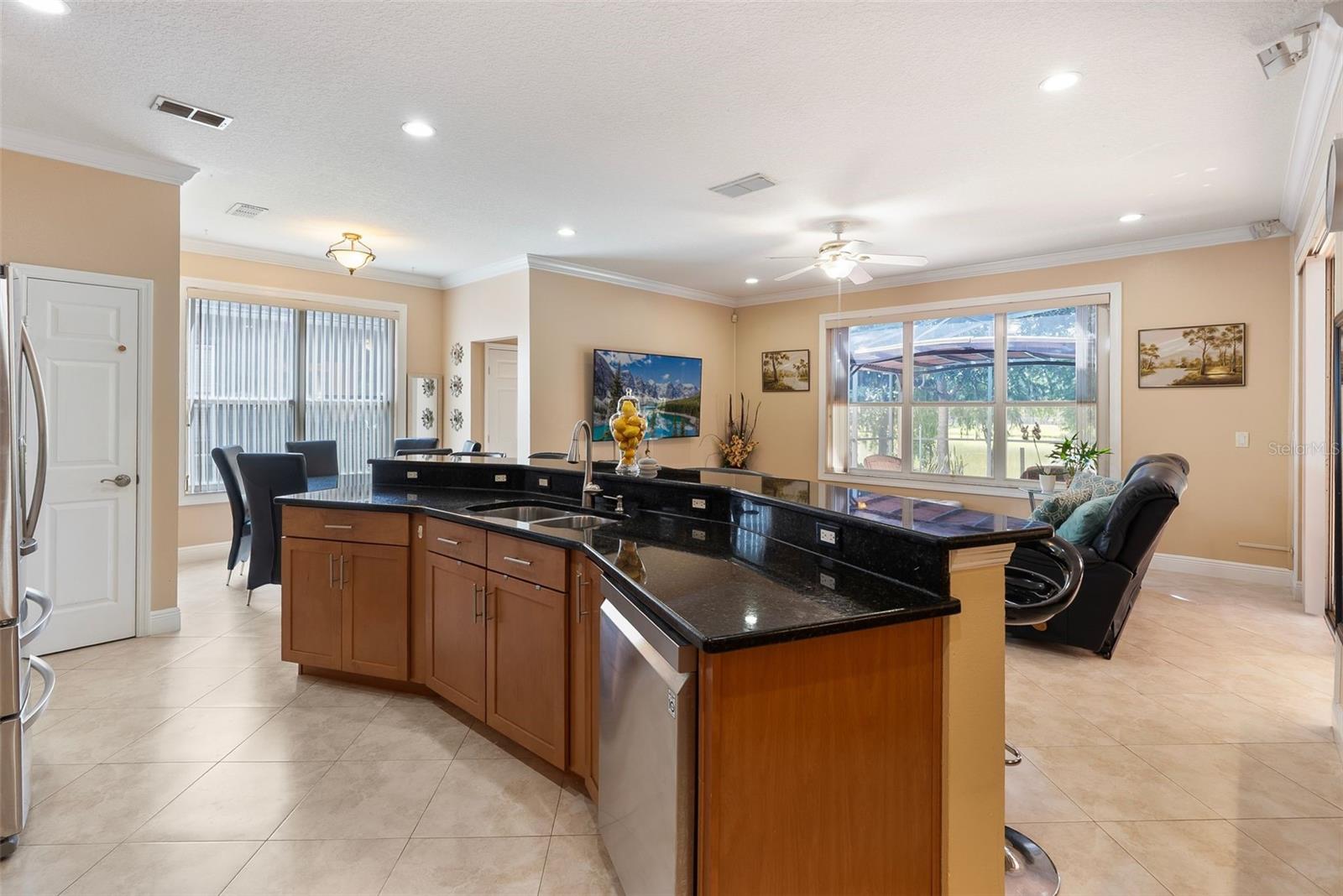 Image 13 of 43 For 355 Twelve Oaks Drive