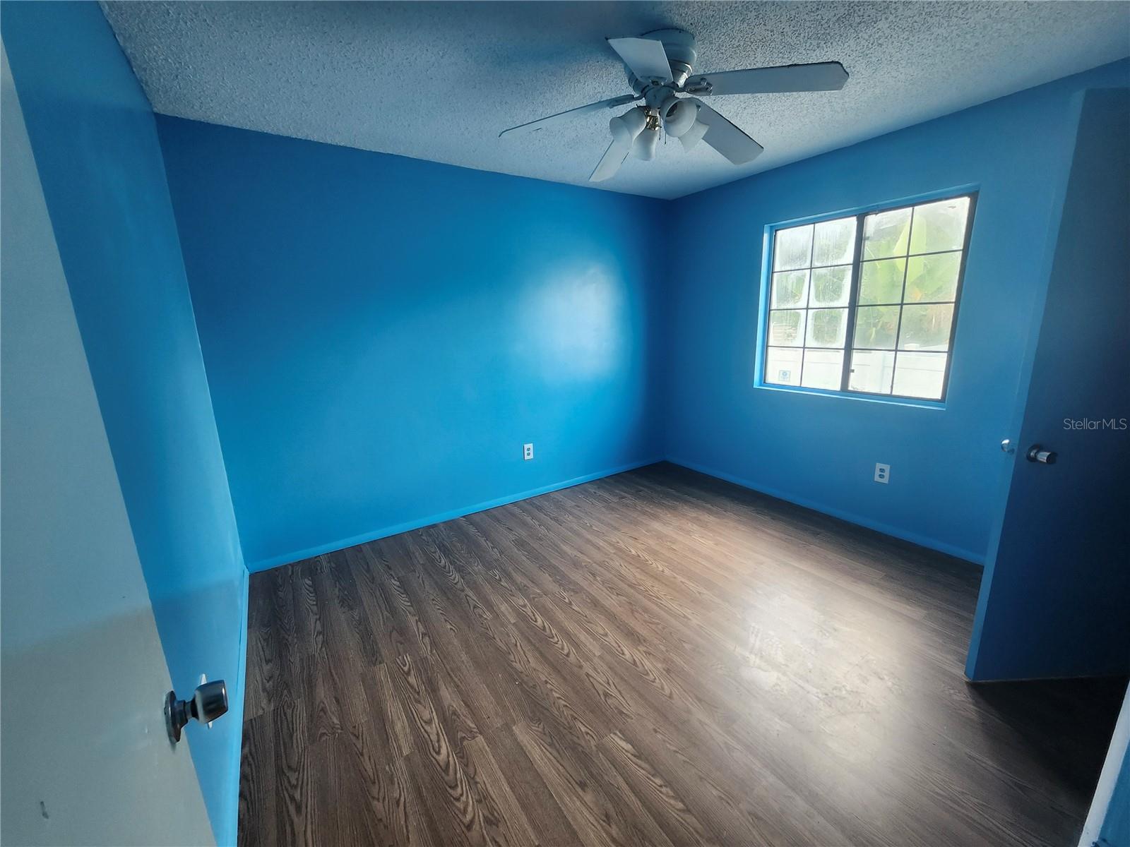 Image 18 of 26 For 1038 26th Street