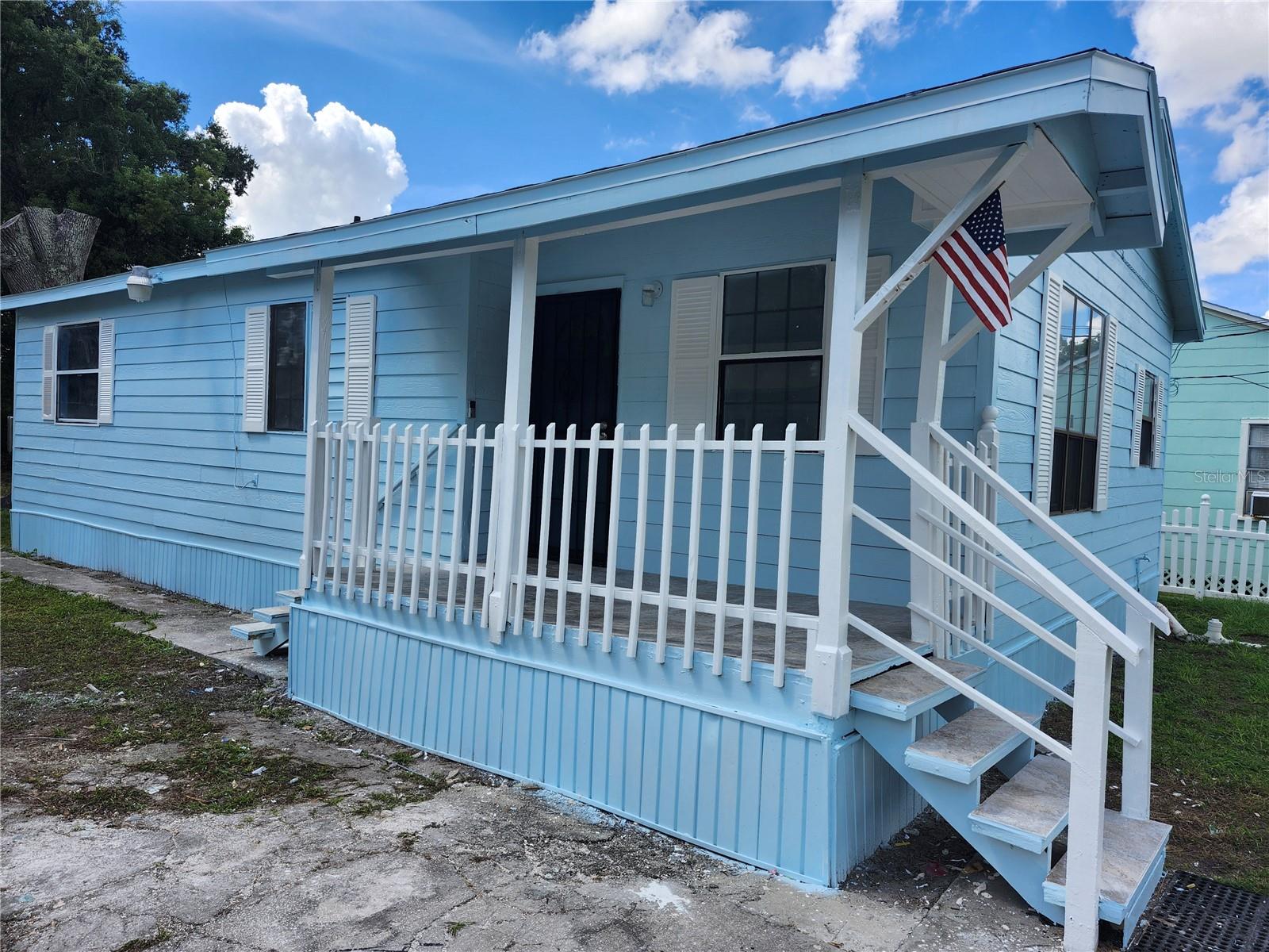 Image 3 of 26 For 1038 26th Street