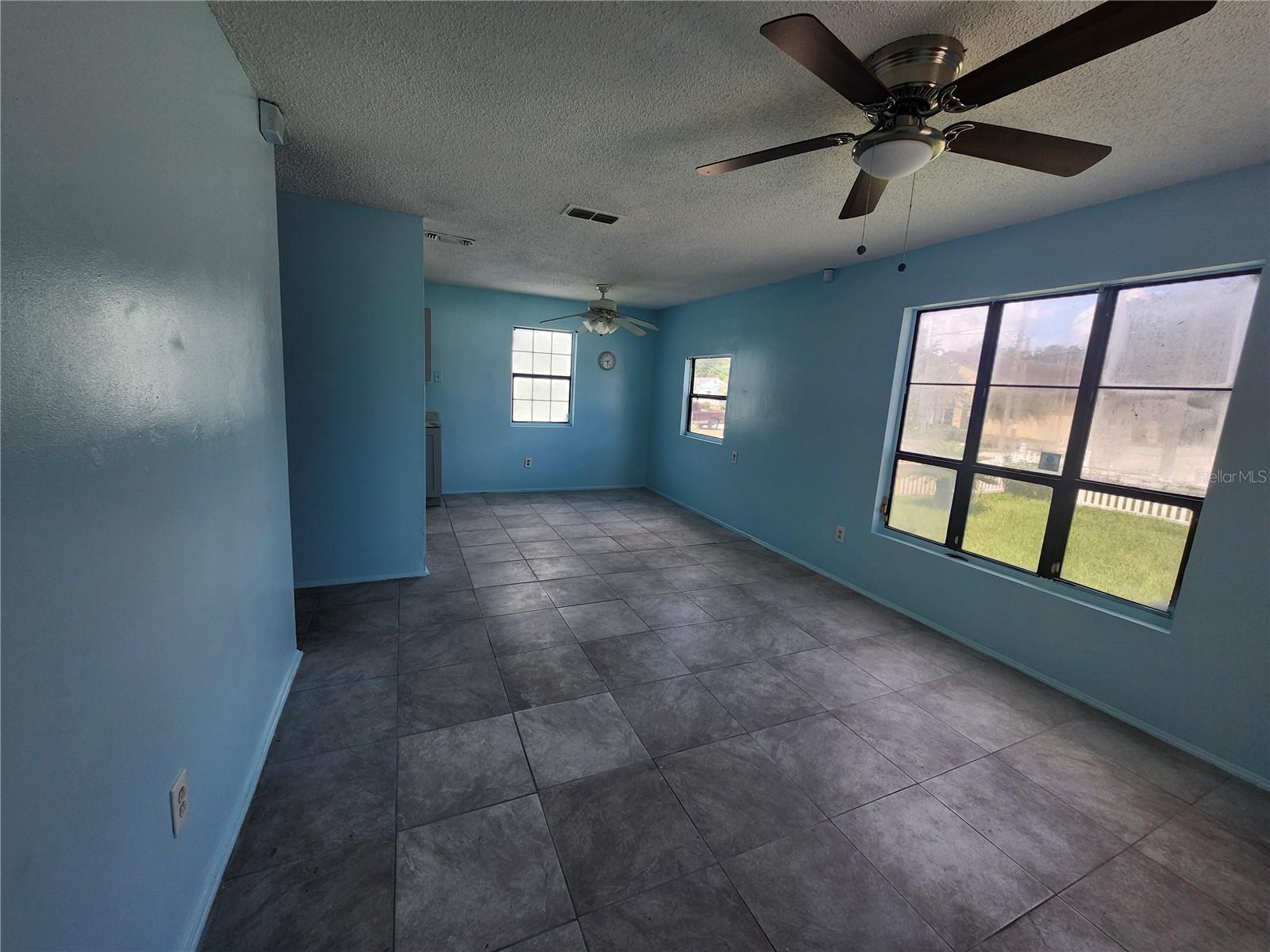 Image 7 of 26 For 1038 26th Street