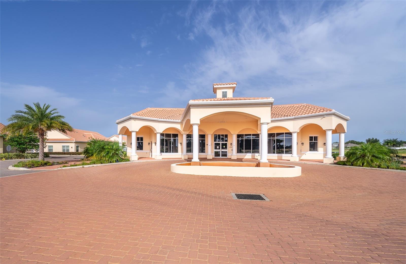 Image 2 of 31 For 2812 Shantiniketan Boulevard I-12