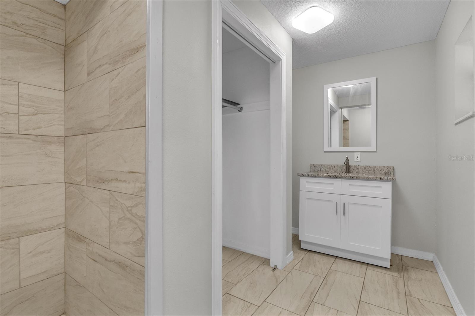 Image 11 of 29 For 5911 Fernhill Drive