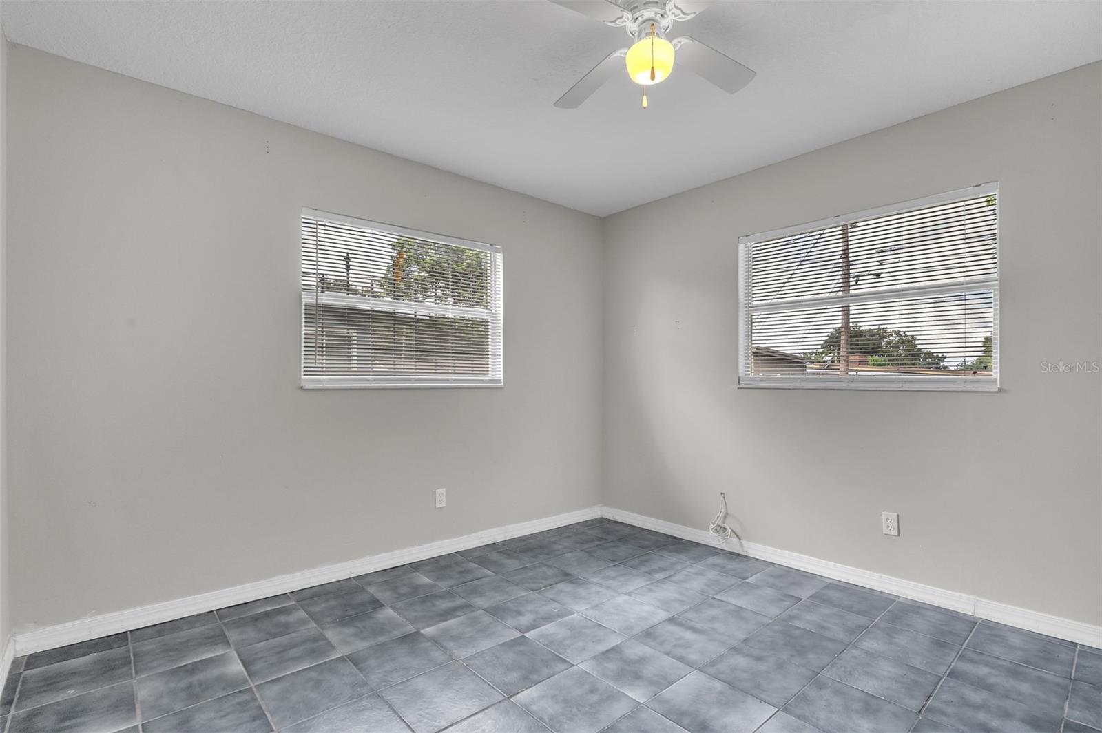Image 21 of 29 For 5911 Fernhill Drive