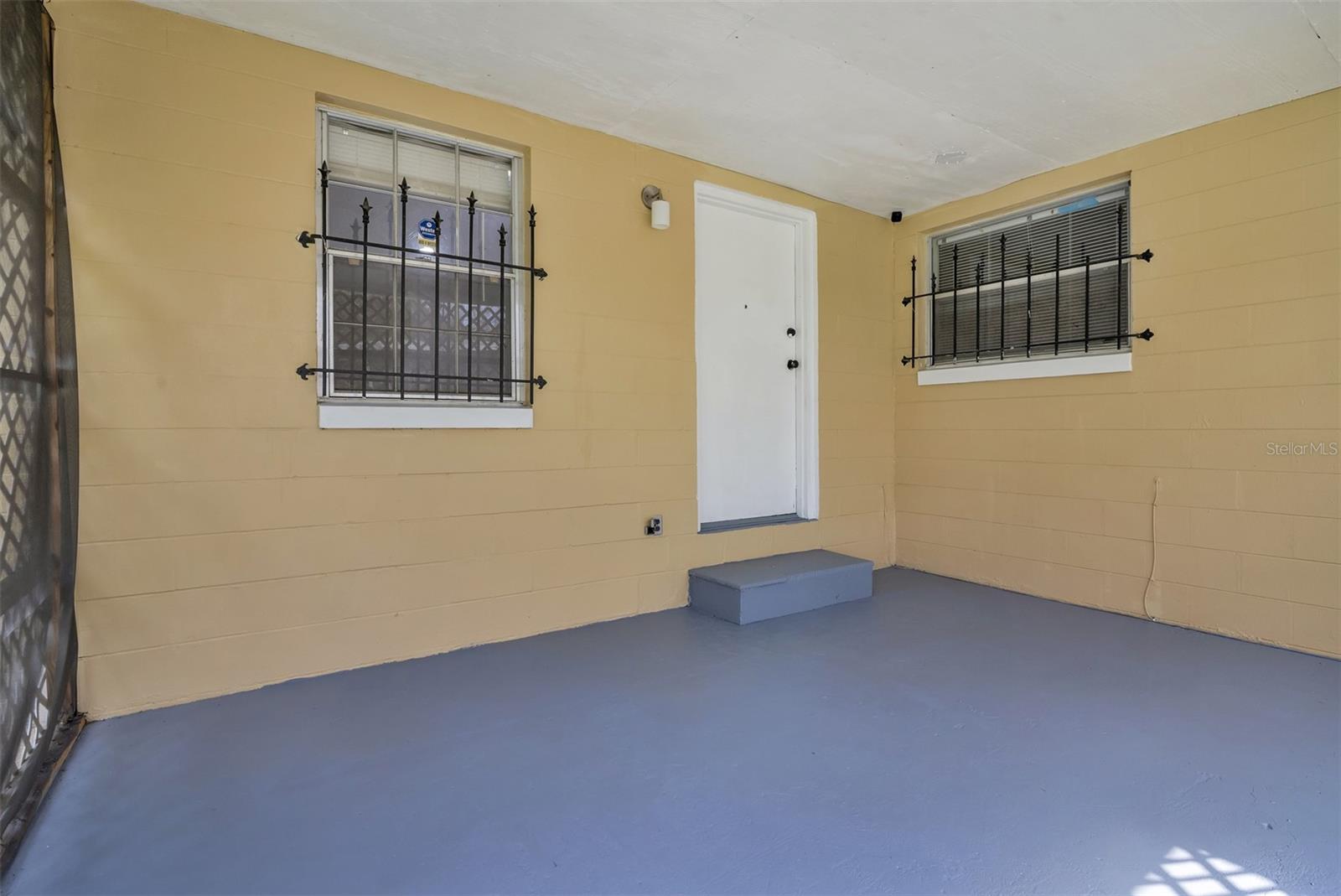 Image 23 of 29 For 5911 Fernhill Drive