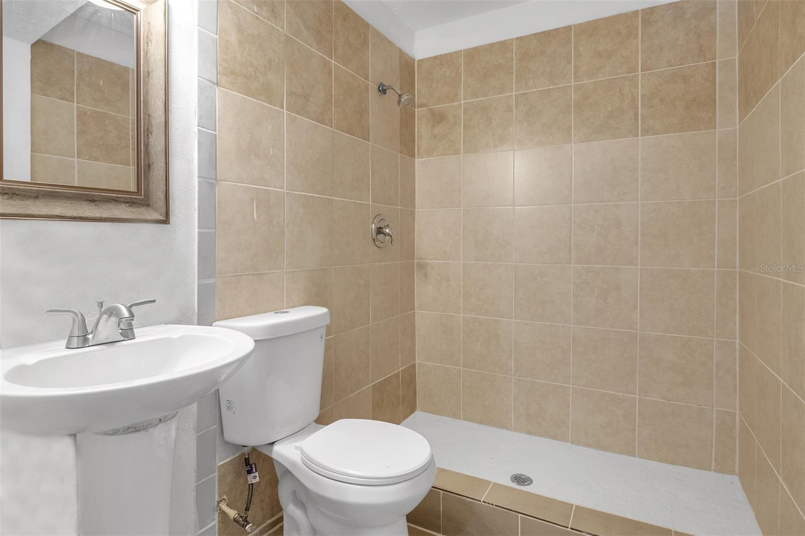 Image 7 of 29 For 5911 Fernhill Drive