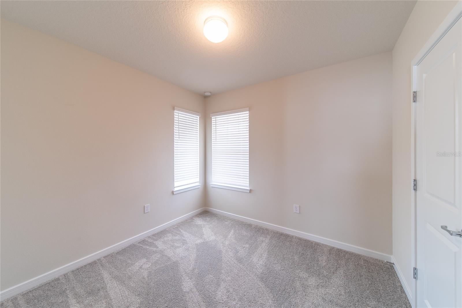 Image 21 of 31 For 17193 Cagan Crossings Boulevard