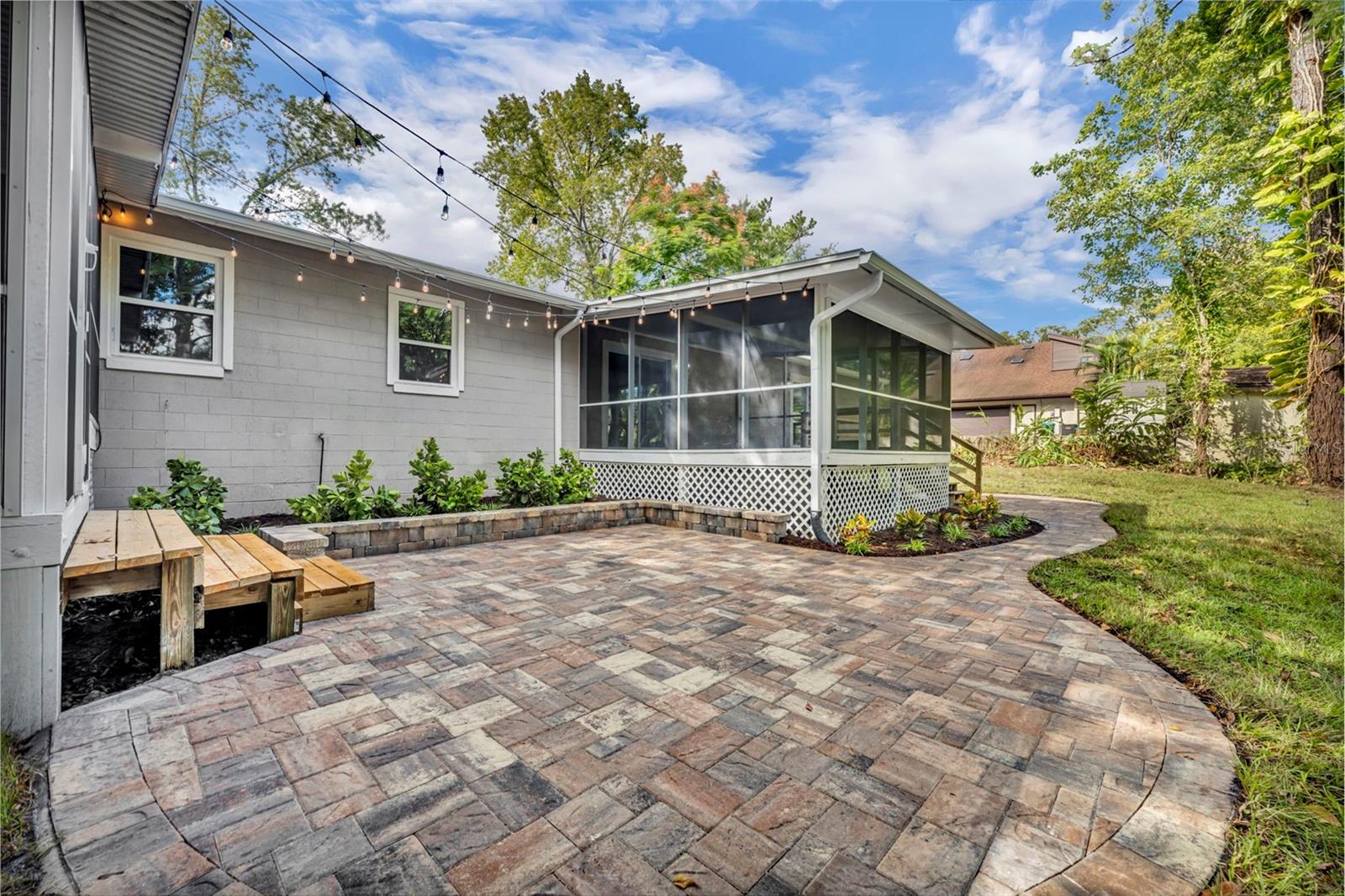 Image 41 of 65 For 672 Silver Creek Drive