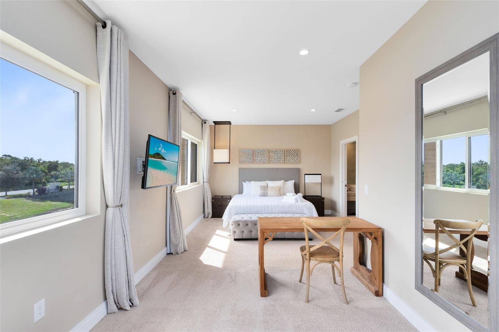 Image 12 of 38 For 3061 Rockefeller Way