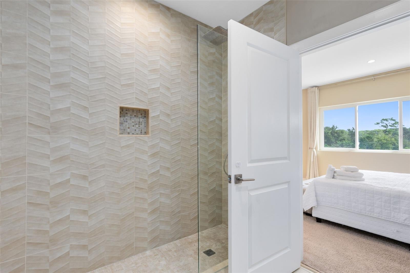 Image 15 of 38 For 3061 Rockefeller Way