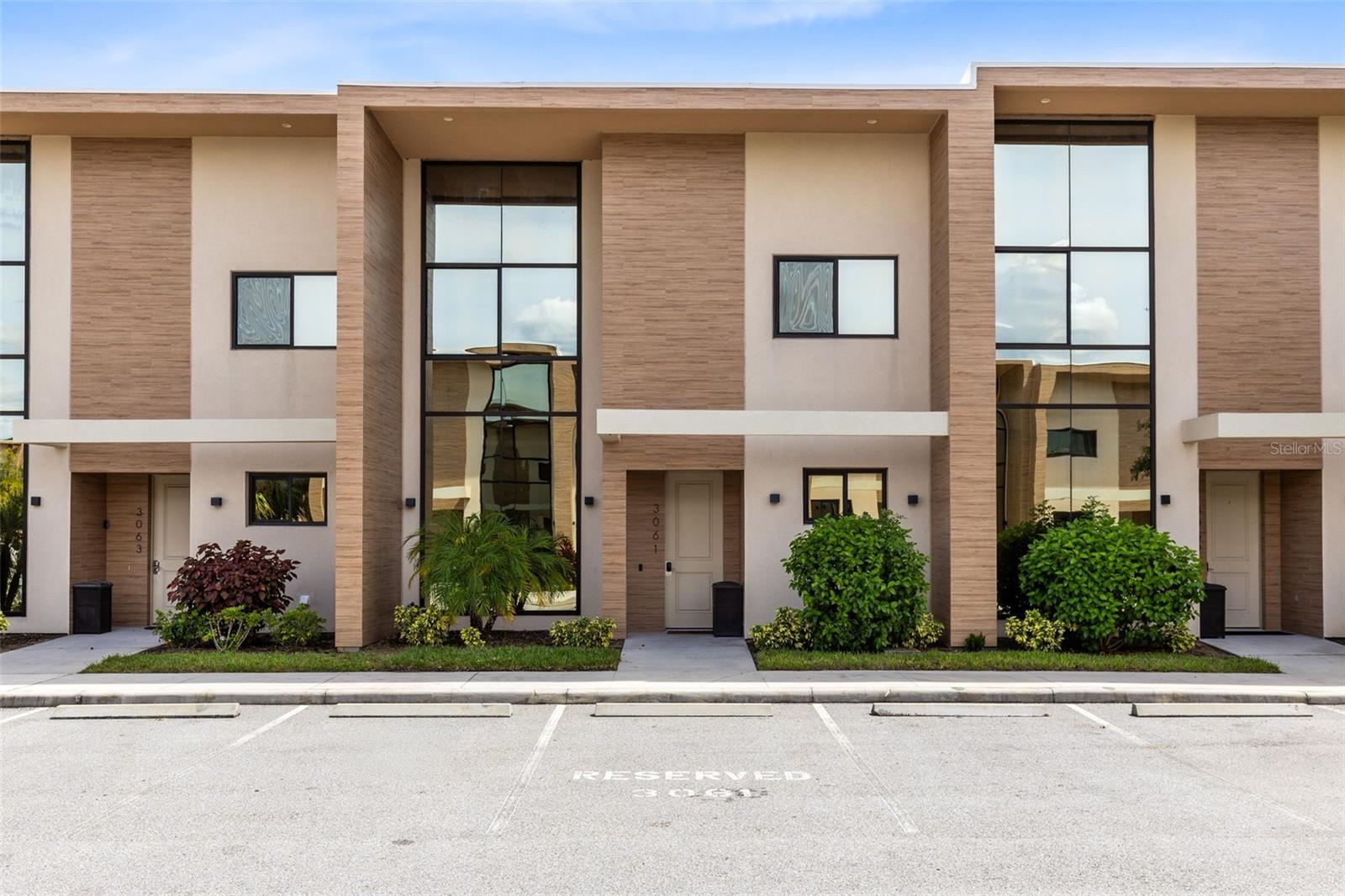 Image 37 of 38 For 3061 Rockefeller Way