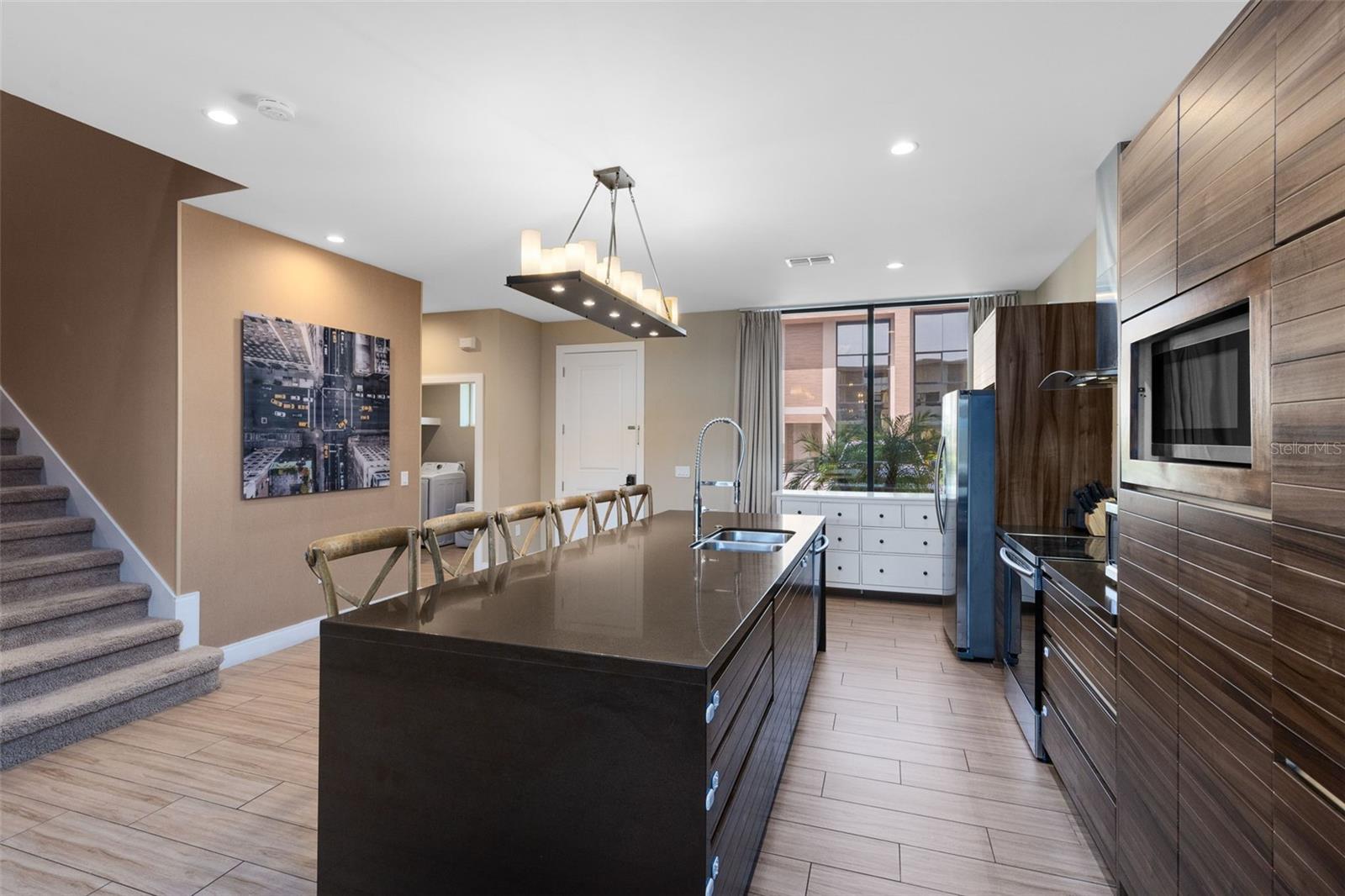 Image 4 of 38 For 3061 Rockefeller Way