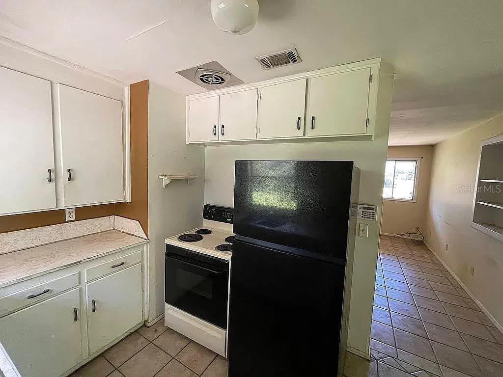 Image 3 of 26 For 720 79th Avenue