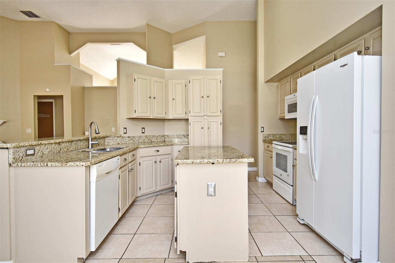 Image 15 of 40 For 8623 Honolulu Drive