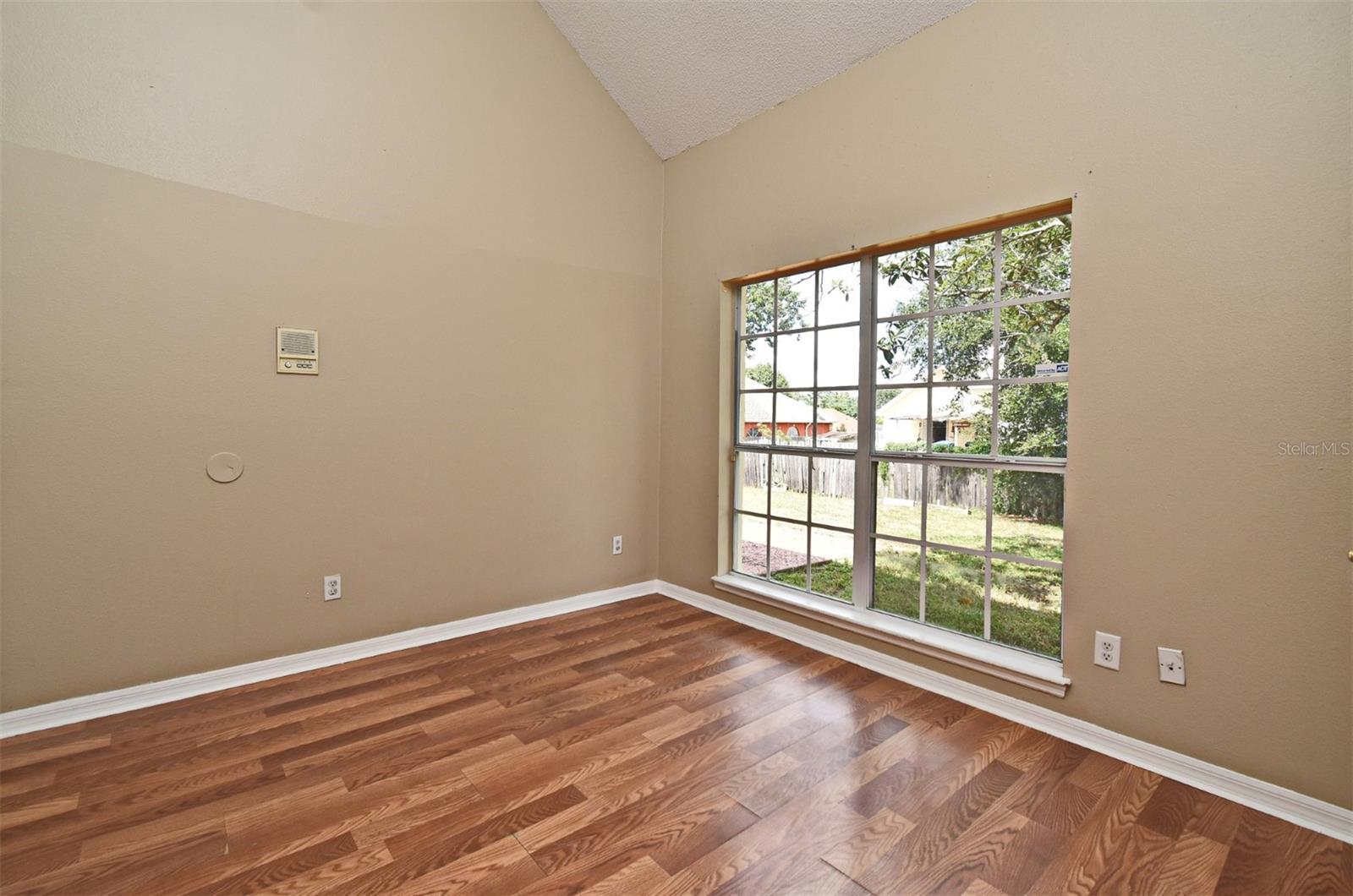 Image 31 of 40 For 8623 Honolulu Drive