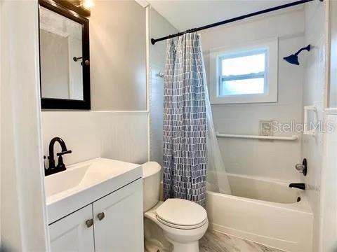 Image 12 of 20 For 702 Eleanore Avenue