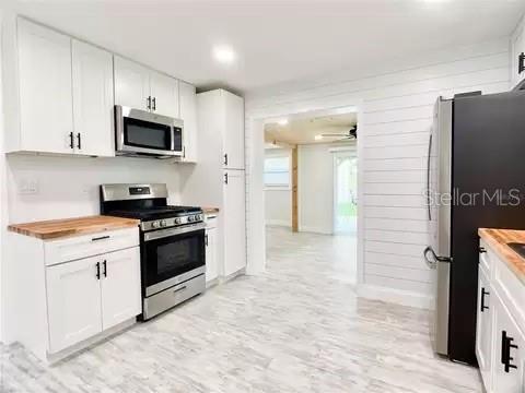 Image 5 of 20 For 702 Eleanore Avenue