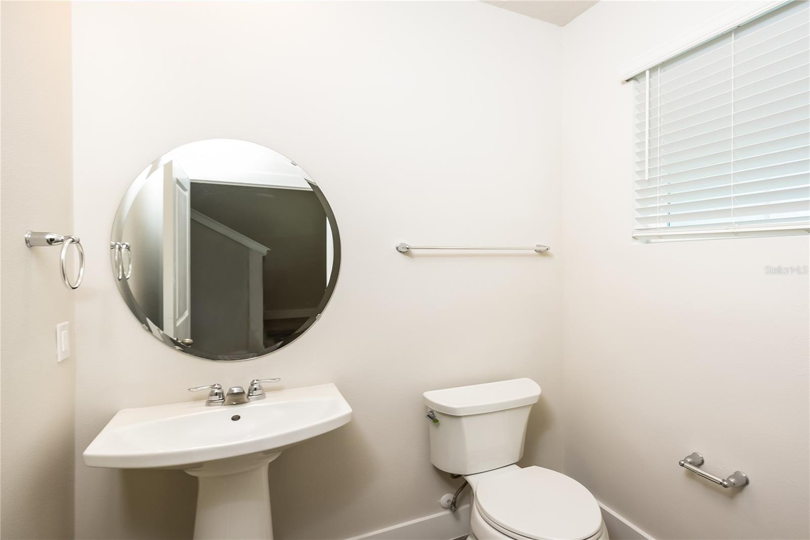 Image 12 of 17 For 816 Voorhis Avenue