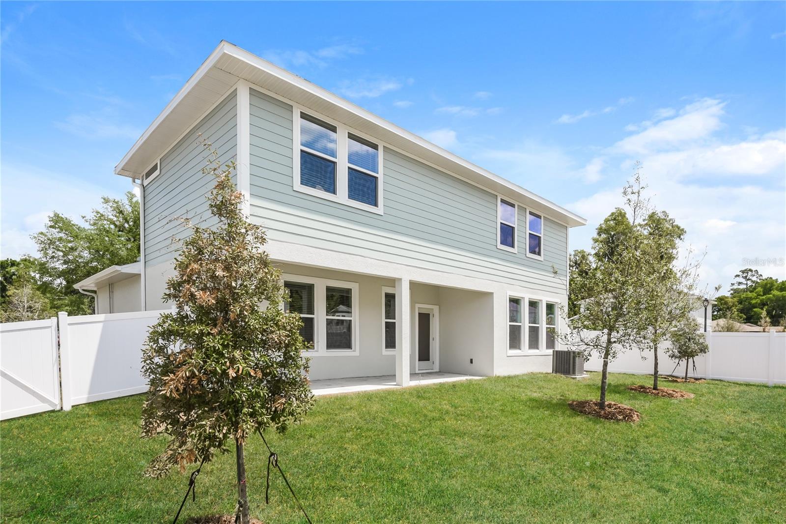 Image 15 of 17 For 816 Voorhis Avenue