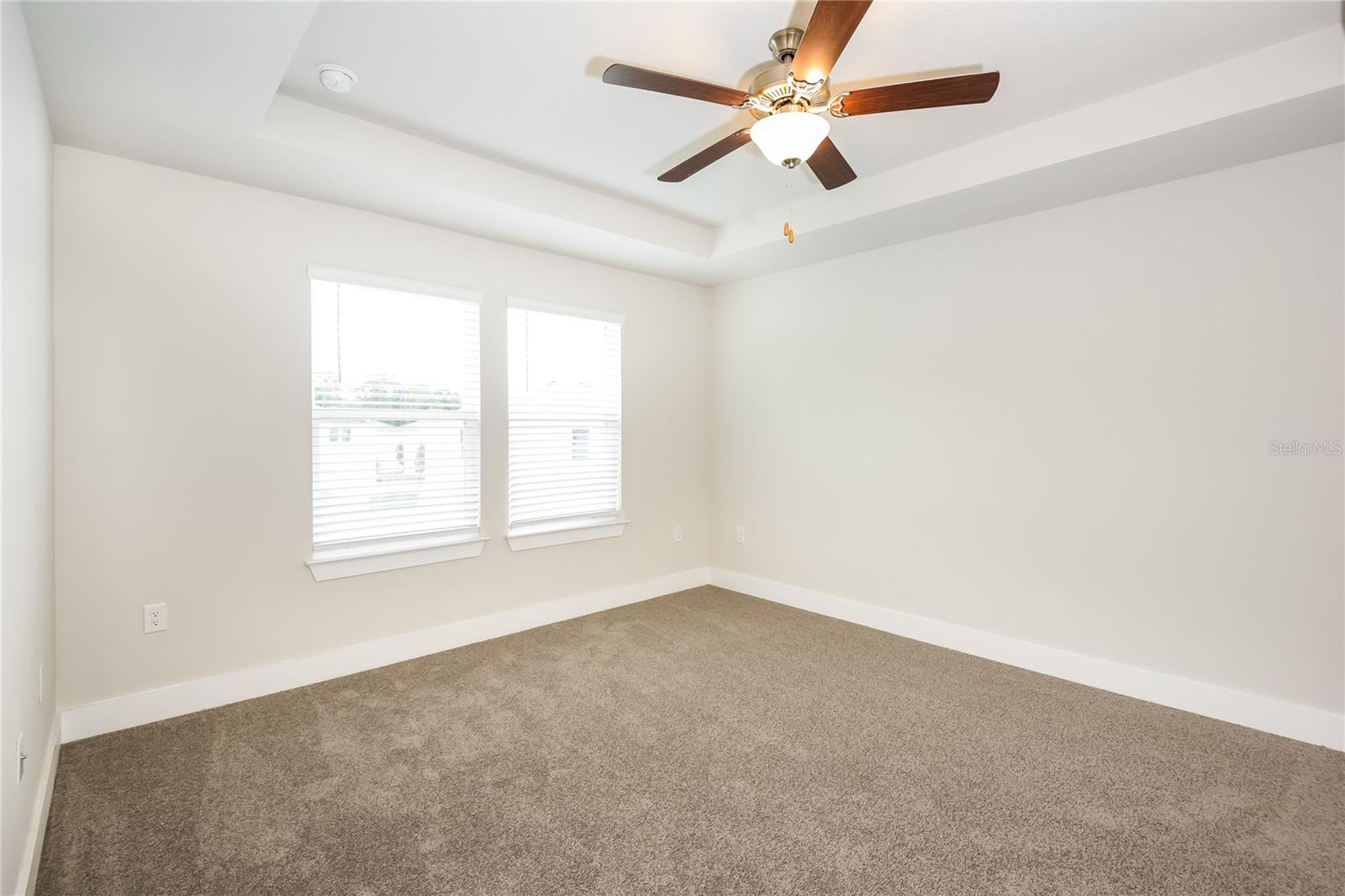 Image 6 of 17 For 816 Voorhis Avenue