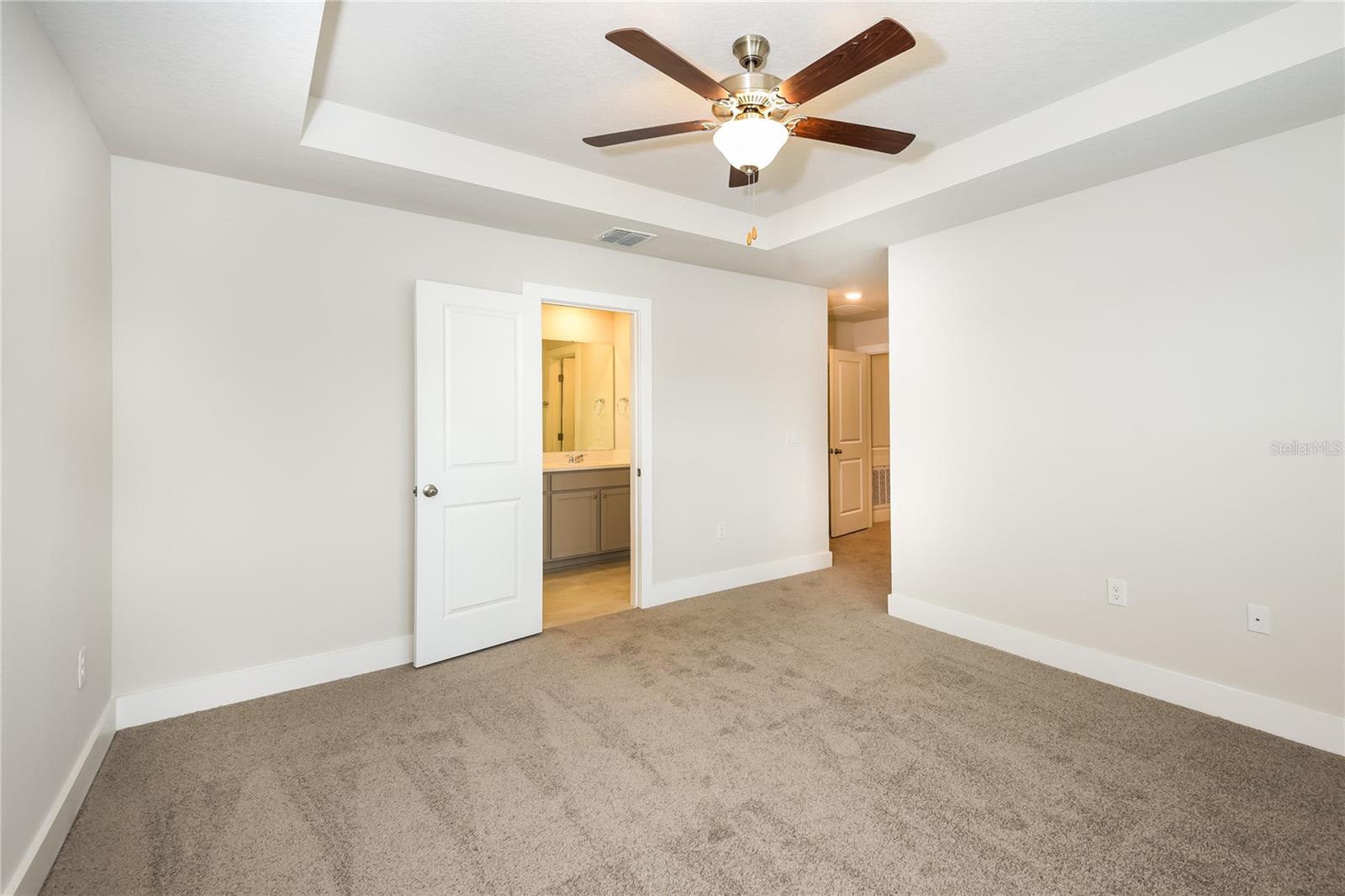 Image 7 of 17 For 816 Voorhis Avenue