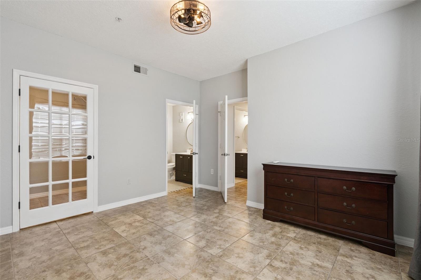 Image 15 of 28 For 13036 Mulberry Park Drive 417