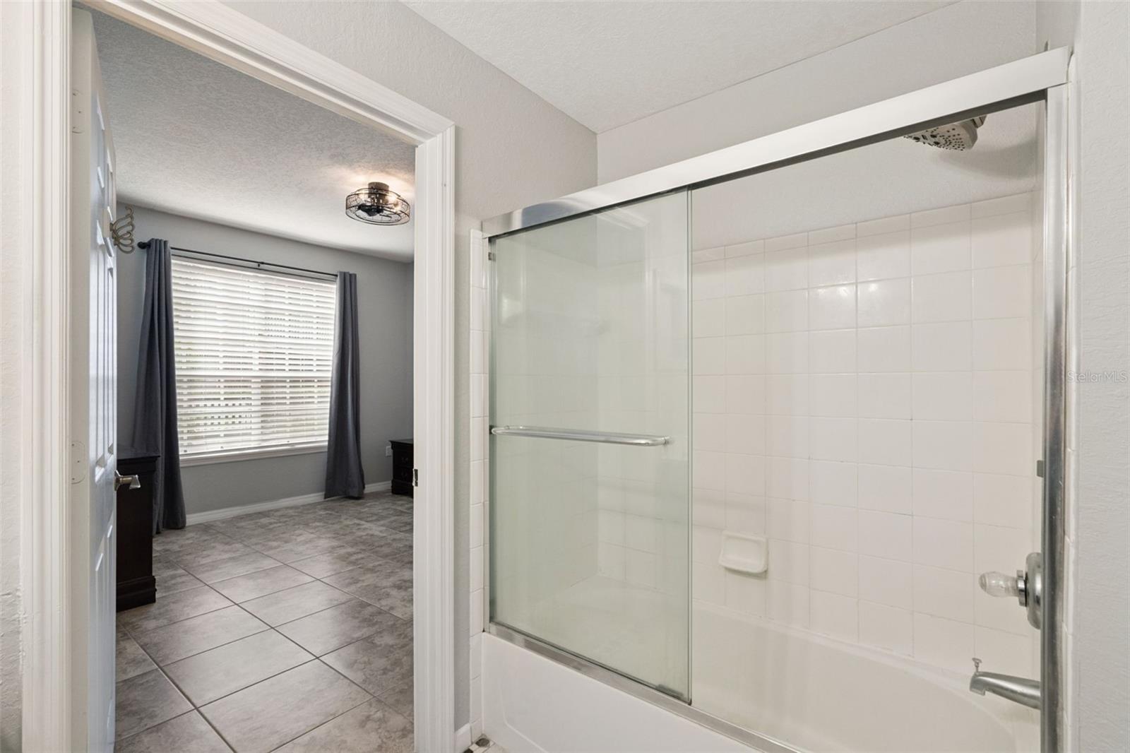 Image 20 of 28 For 13036 Mulberry Park Drive 417