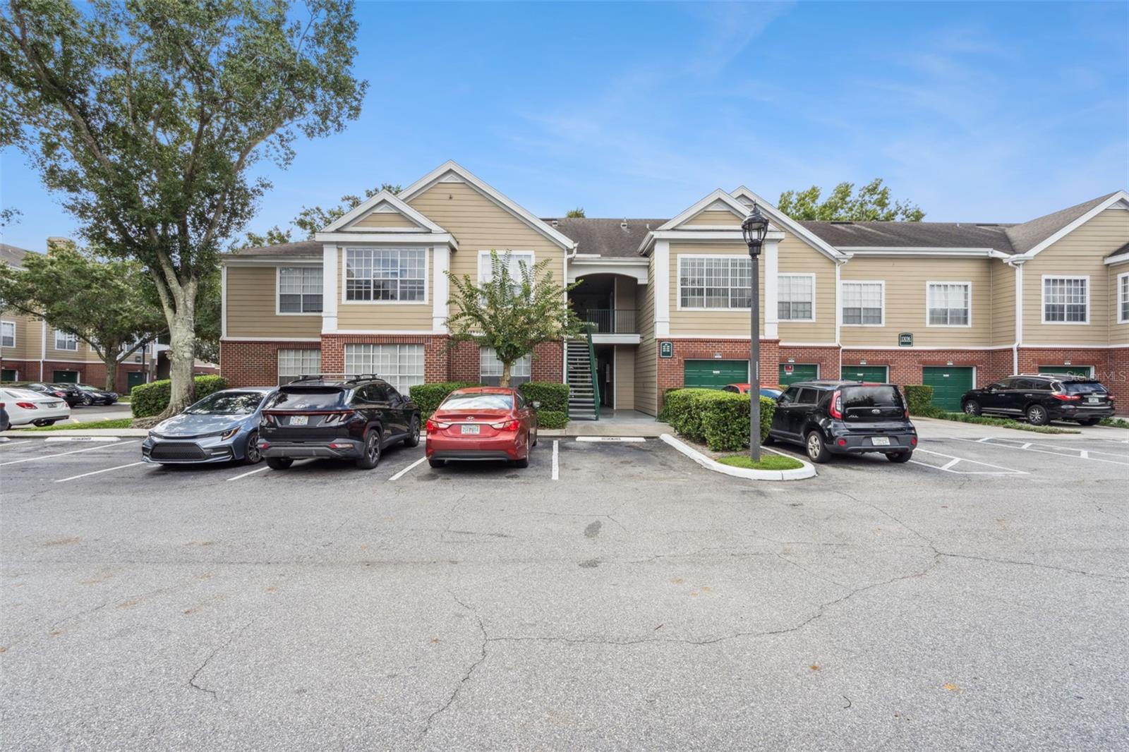 Image 23 of 28 For 13036 Mulberry Park Drive 417