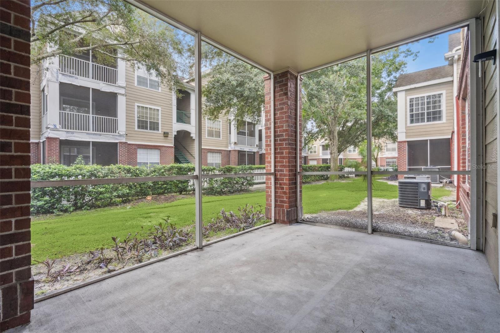 Image 27 of 28 For 13036 Mulberry Park Drive 417