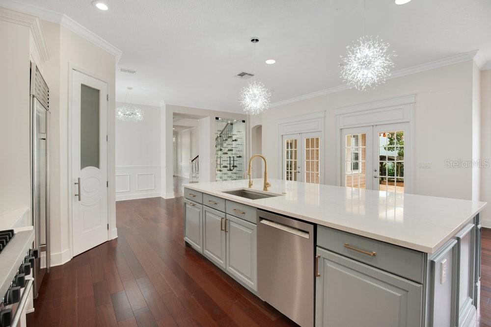 Image 20 of 62 For 1131 Fern Avenue
