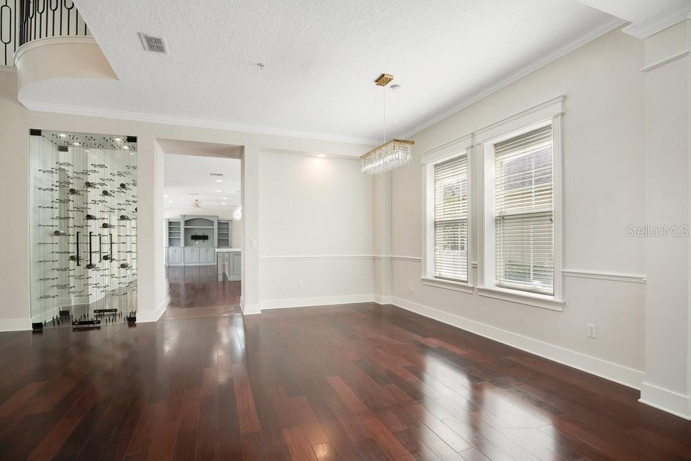 Image 4 of 62 For 1131 Fern Avenue