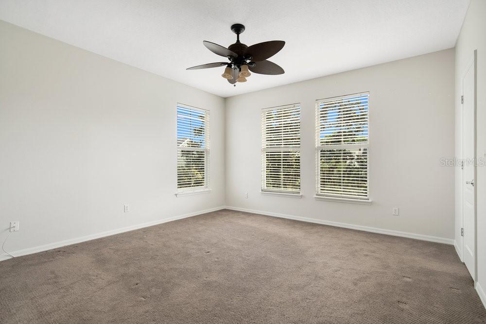 Image 45 of 62 For 1131 Fern Avenue