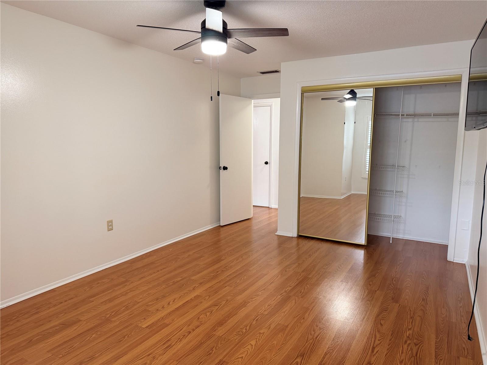 Image 8 of 17 For 540 Cascade Circle 104