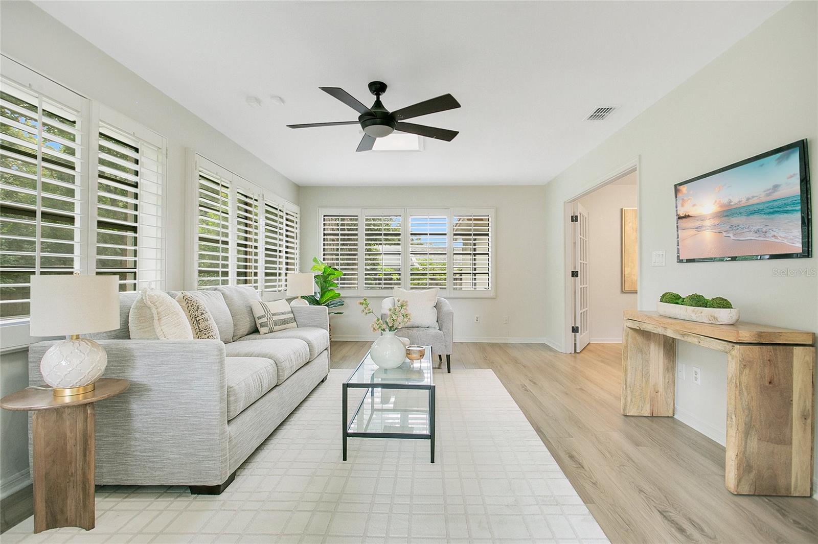 Image 10 of 37 For 2015 Woody Drive