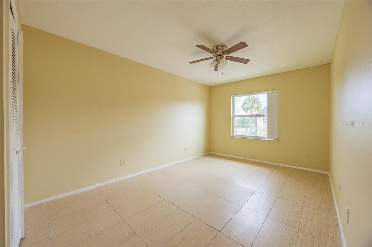 Image 12 of 17 For 9800 Turf Way Ge