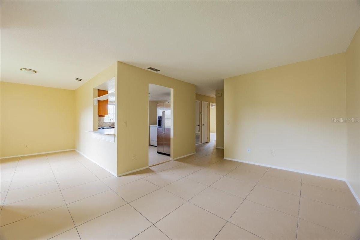 Image 5 of 17 For 9800 Turf Way Ge