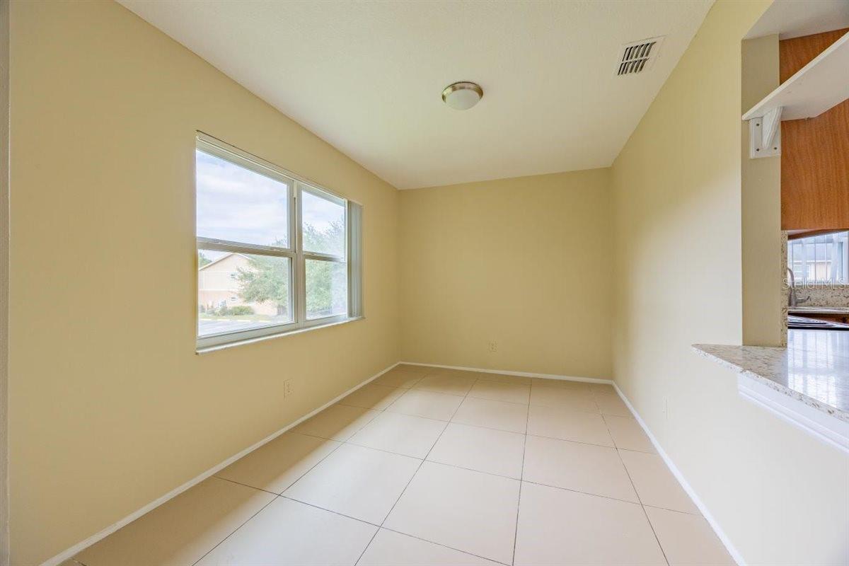 Image 6 of 17 For 9800 Turf Way Ge