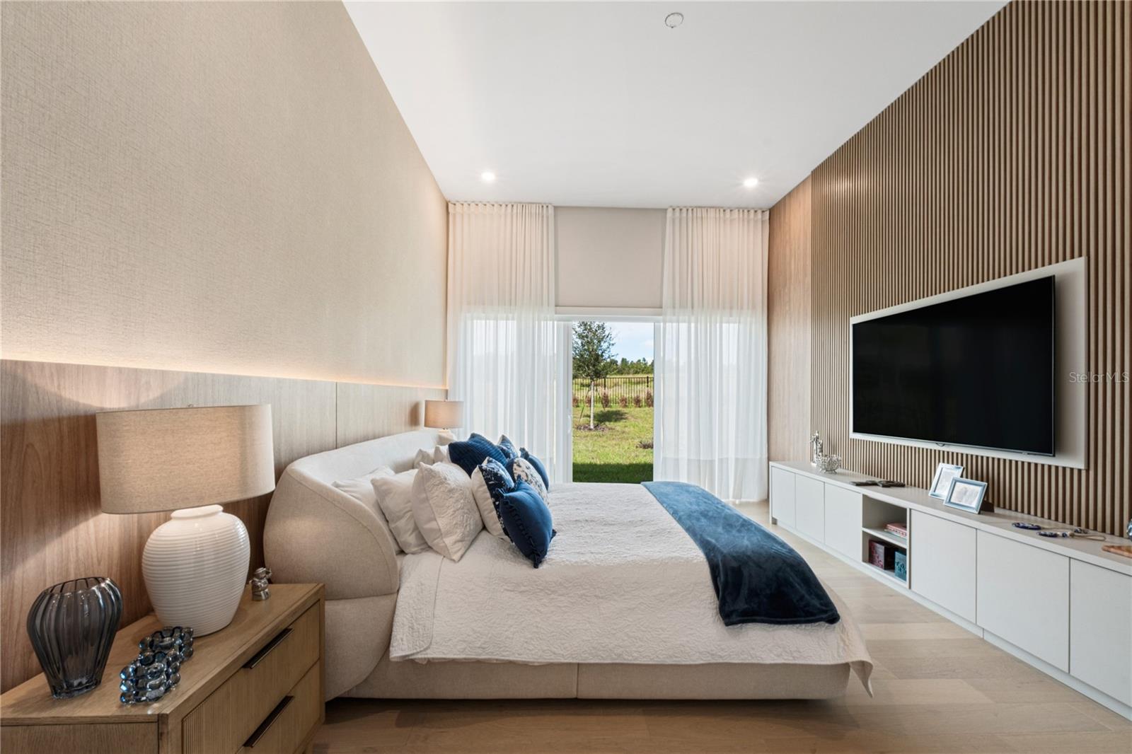 Image 12 of 48 For 16809 Bolsena Drive