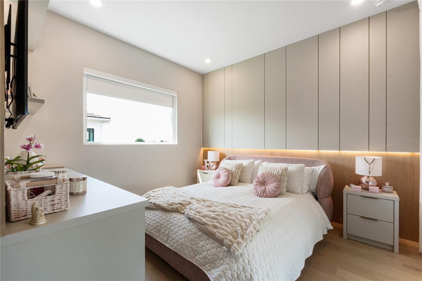 Image 31 of 48 For 16809 Bolsena Drive