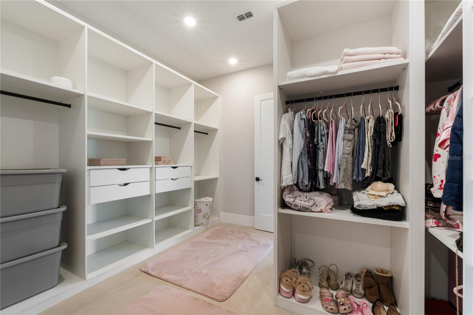 Image 34 of 48 For 16809 Bolsena Drive